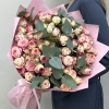 25 кустовых роз Стрит Пати 60 см