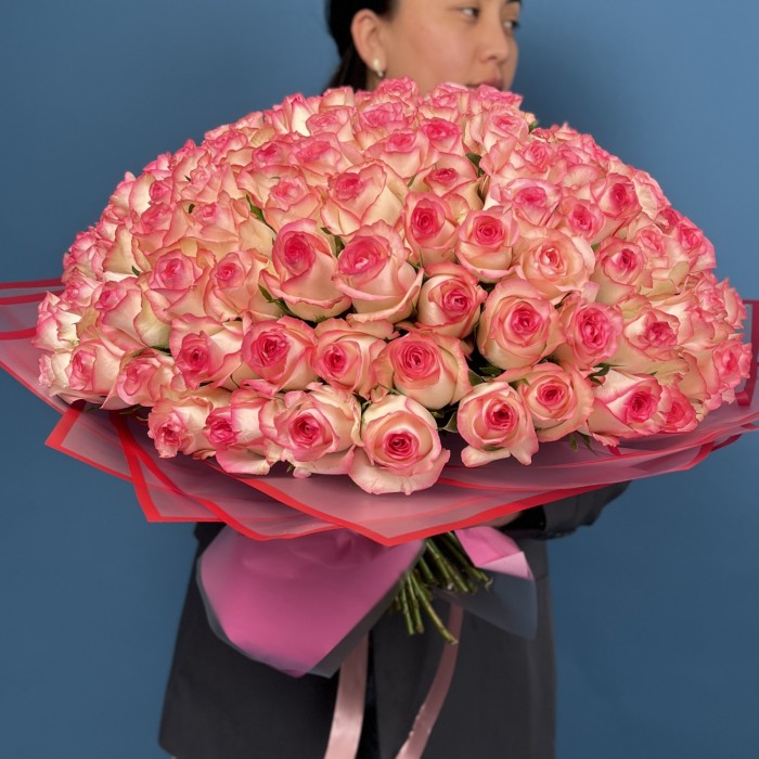 151 светло-розовая роза Джумилия 40 см