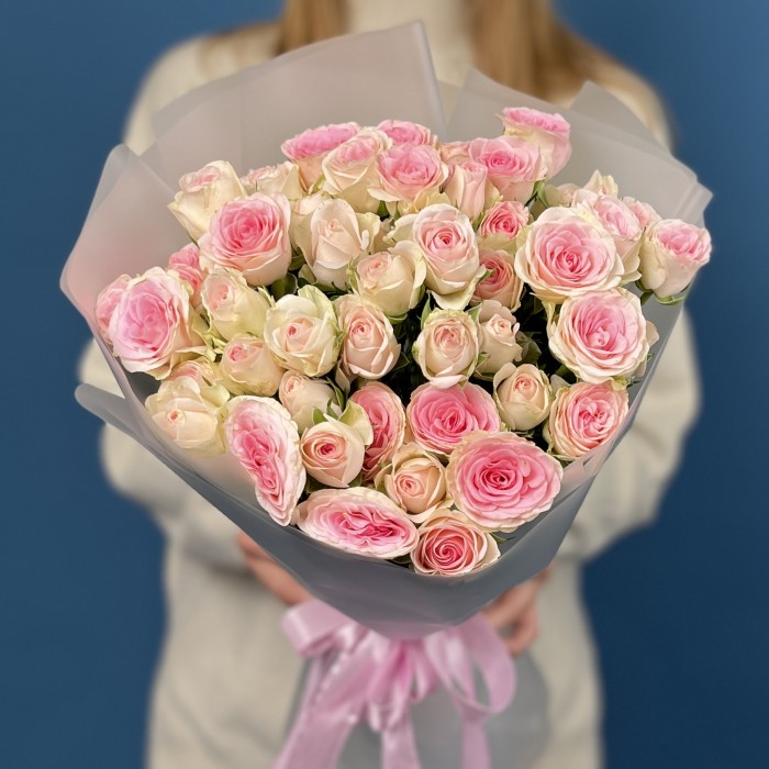 15 кустовых роз Гуд Муд 40 см