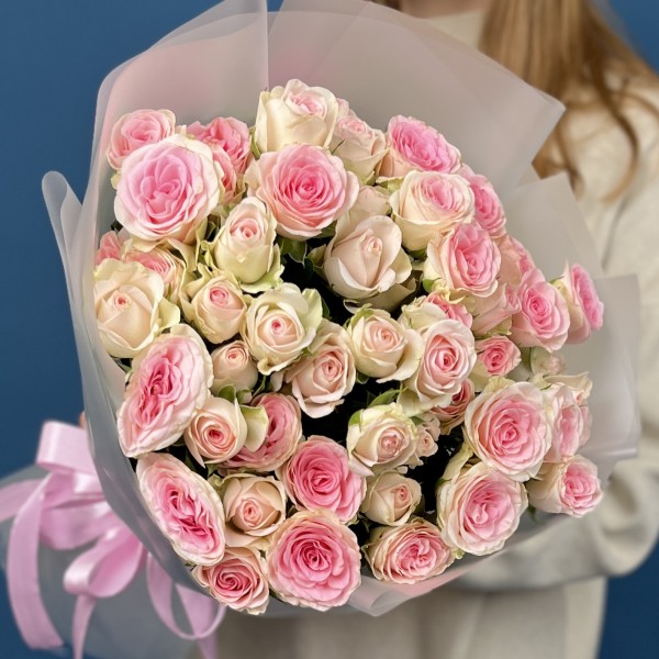 15 кустовых роз Гуд Муд 40 см