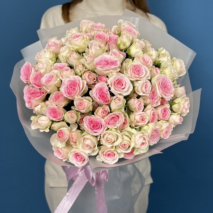 25 кустовых роз Гуд Муд 40 см