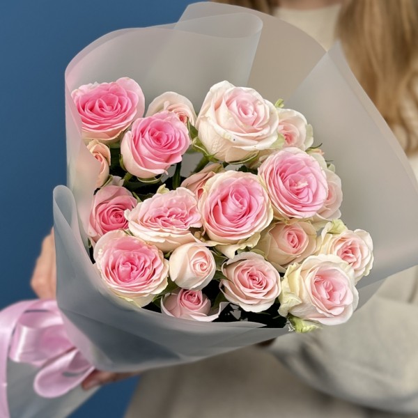 5 кустовых роз Гуд Муд 40 см