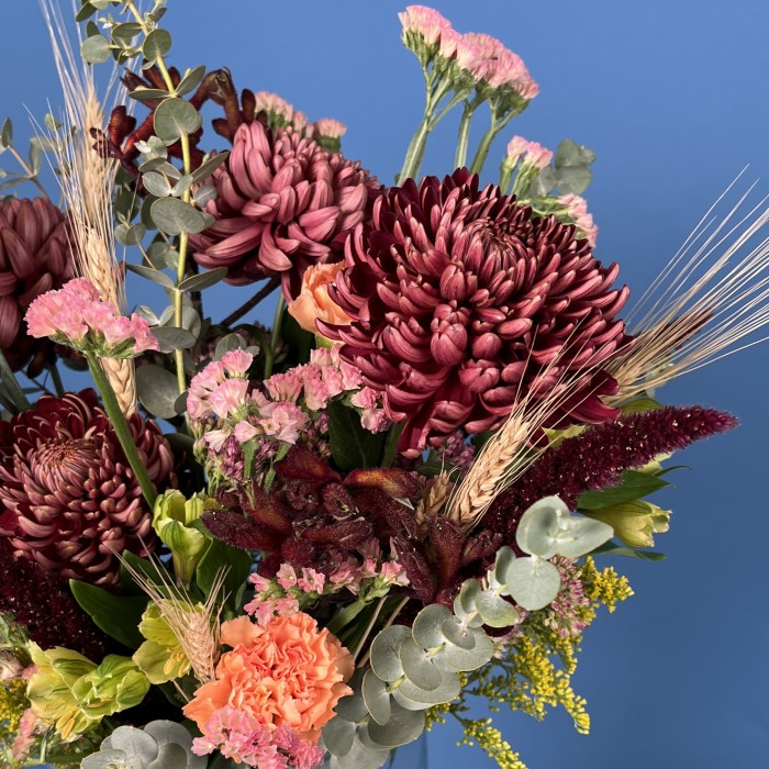 Интерьерный букет осень с хризантемами