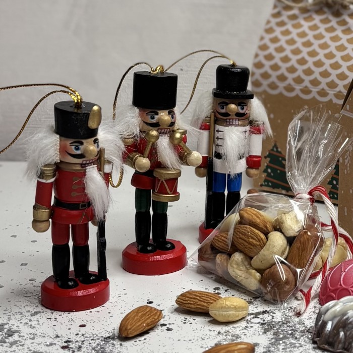 Корпоративный подарок на Новый год Домик щелкунчика