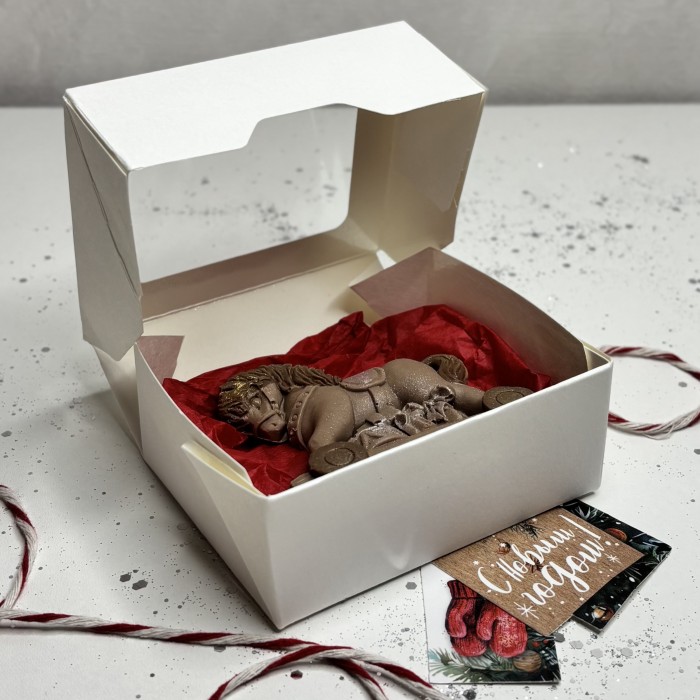 Новогодняя шоколадка ручной работы лошадка