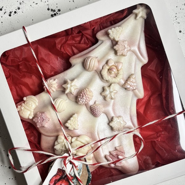 Новогодняя Мега шоколадка елочка с клубничным конфитюром