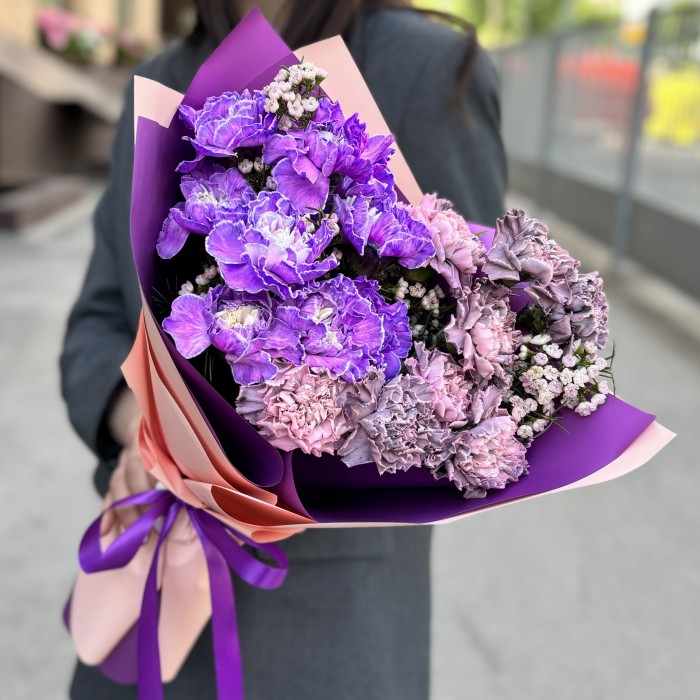 17 гвоздик в букете Мой Космос