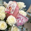 Композиция из белых роз с 8 марта Мама
