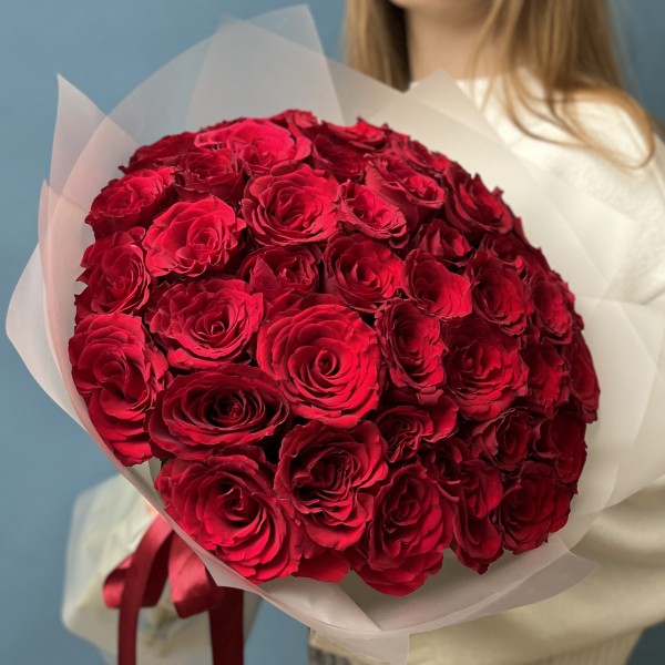 41 красная роза Махе