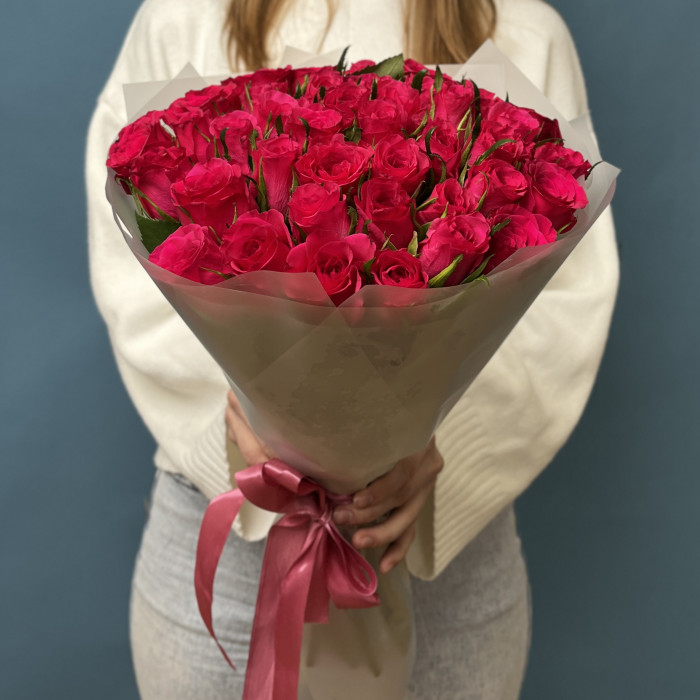 41 малиновая роза Такаци