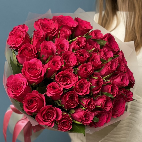 41 малиновая роза Такаци