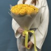 41 желтая роза Моментум 50 см
