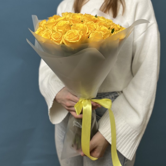 41 желтая роза 40 см