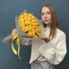 41 желтая роза Моментум 50 см