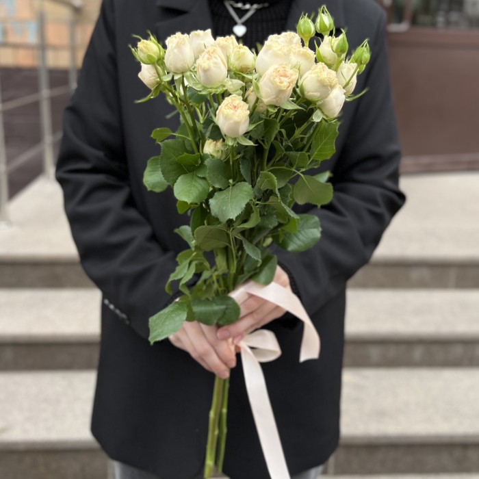 3 кустовые пионовидные розы Саммер-роз 50 см