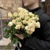 7 кустовых пионовидных роз Саммер-роз 60 см