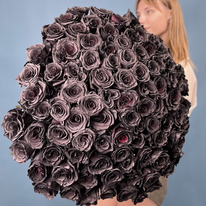 101 черная роза 60 см