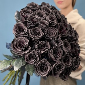 35 черных роз 60 см 35 черных роз 60 см
