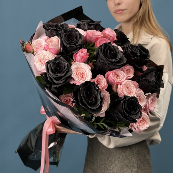 Букет роз Темный Корал