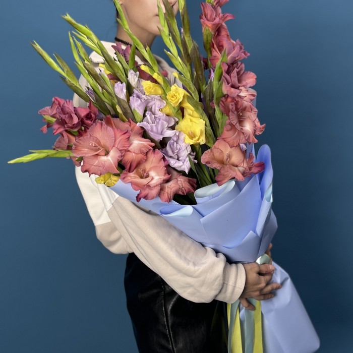 15 гладиолусов MIX