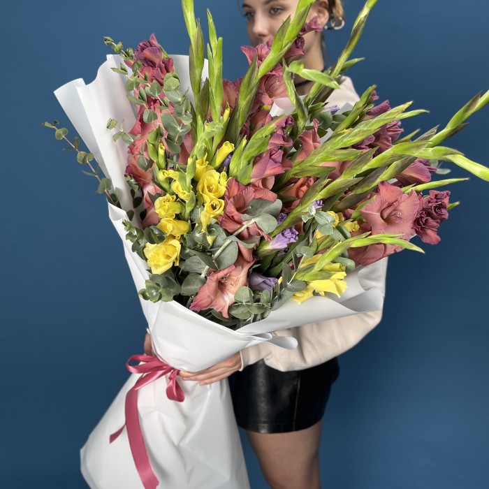 25 гладиолусов MIX