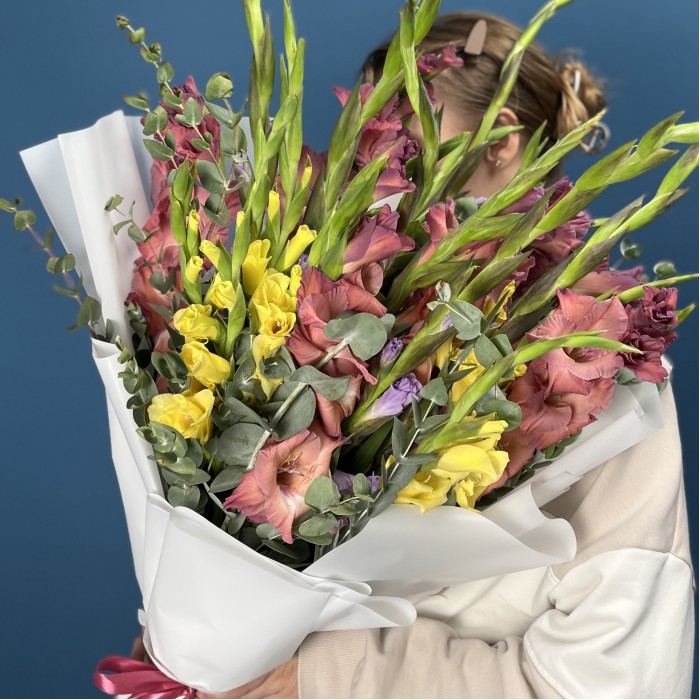 25 гладиолусов MIX