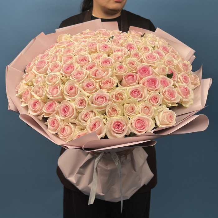 101 роза Свит Ревиваль 60 см