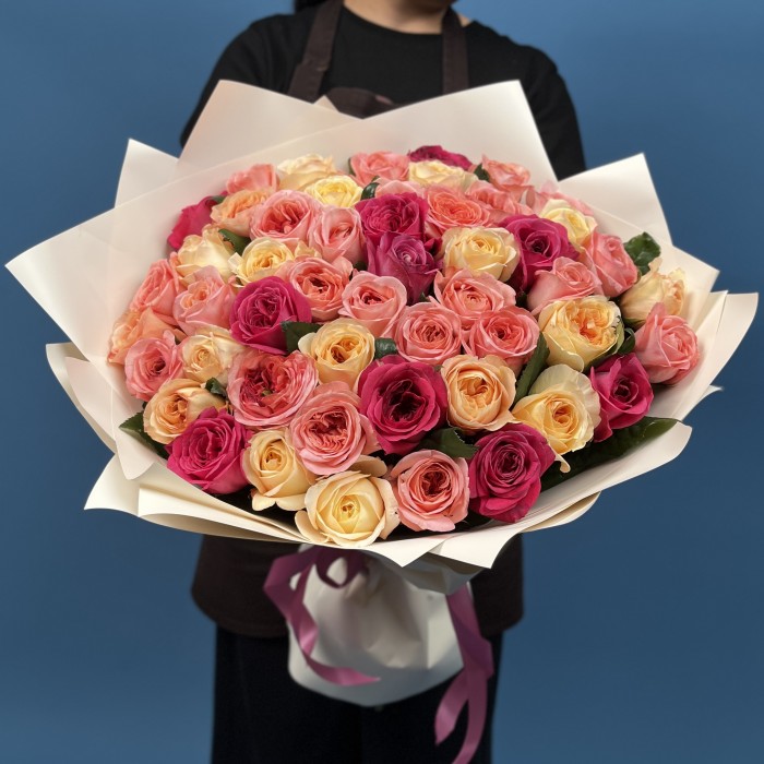 51 роза Микс 60 см