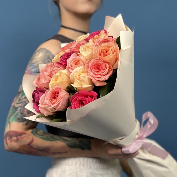 21 роза MIX 60 см