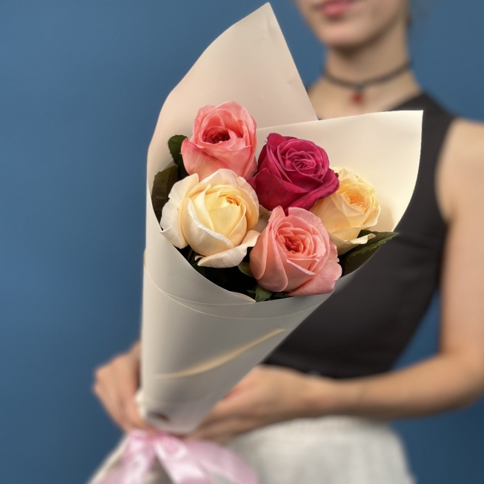 5 роз MIX 60 см