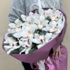 Новогодний букет с белыми орхидеями