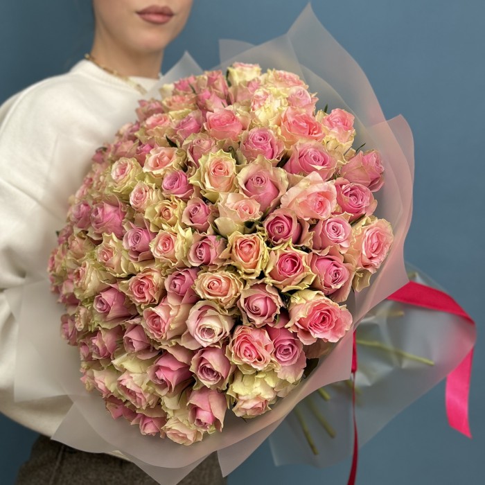 101 роза сиренево-розовый микс