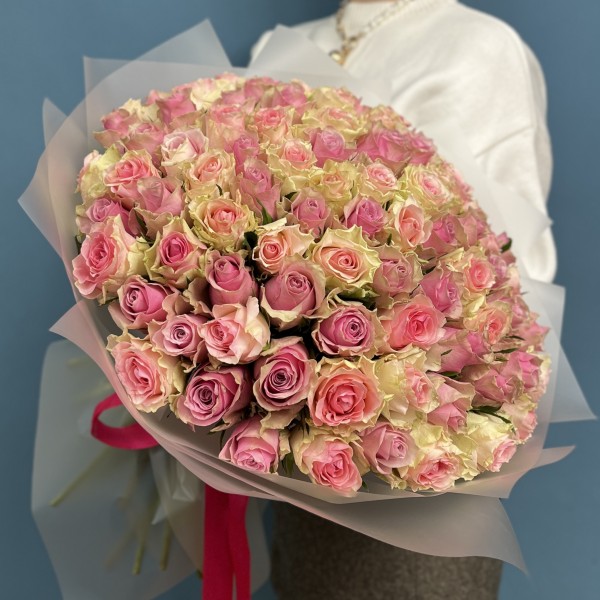 101 роза сиренево-розовый микс