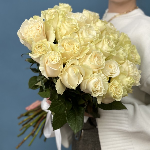 25 роз Мондиаль 50 см