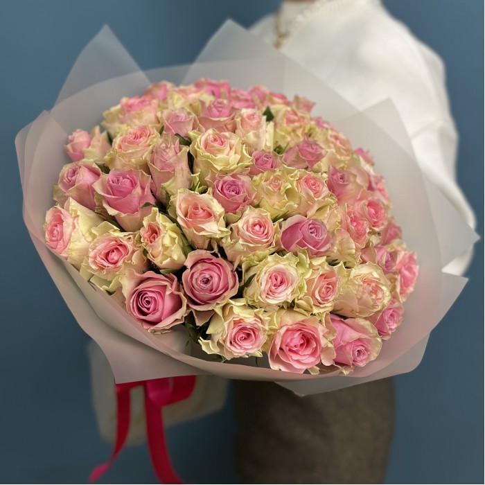 51 роз розовый микс