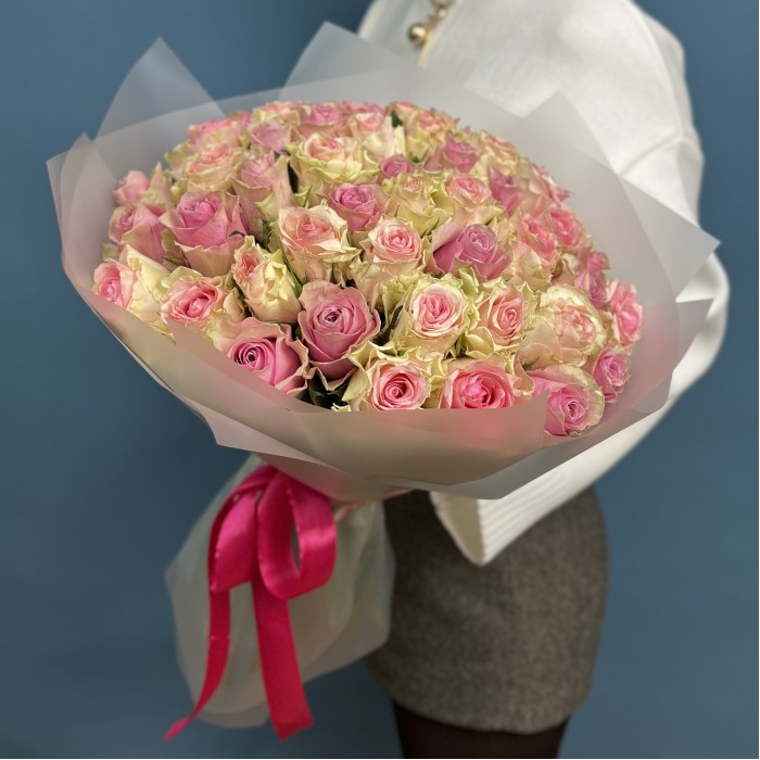 51 роз розовый микс