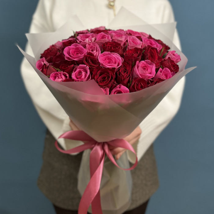 51 роза Ягодка Малинка