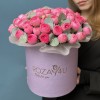 15 кустовых розовых роз Жизель в коробке