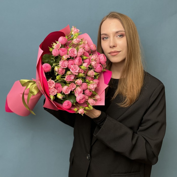 Дуэт кустовых роз Жизель и Одилия