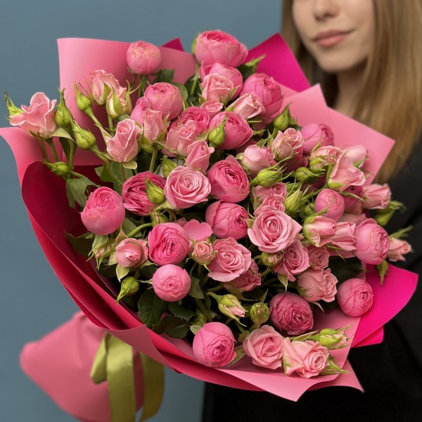 Дуэт кустовых роз Жизель и Одилия