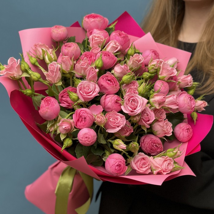 Дуэт кустовых роз Жизель и Одилия