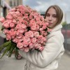45 кустовых Пионовидных роз Мадам Бомбастик 60 см