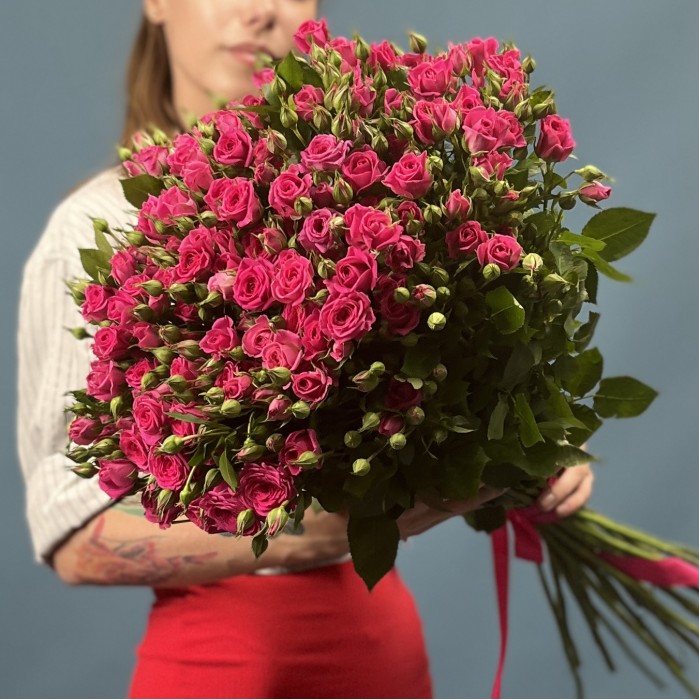 25 кустовых роз Глория 70 см
