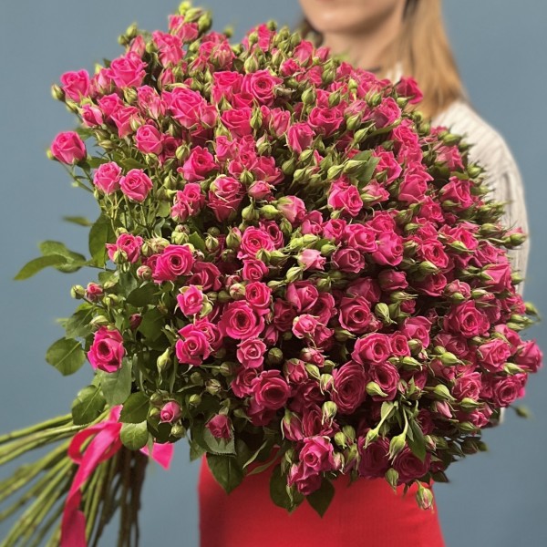 45 кустовых роз Глория 70 см