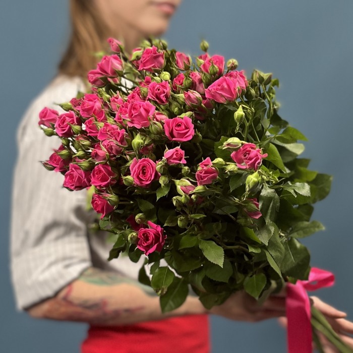 9 кустовых роз Глория 70 см