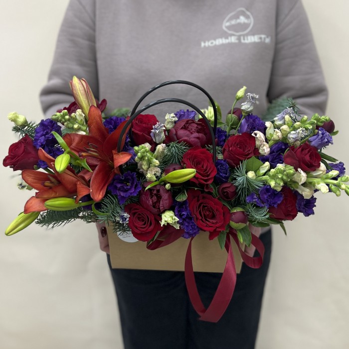 Букет дня в коробке Символ Любви