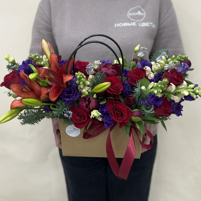 Букет дня в коробке Символ Любви