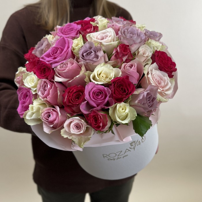 51 роза Нежный Микс в коробке