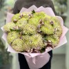 19 Хризантем сиренево-зелёного цвета с альстромерией