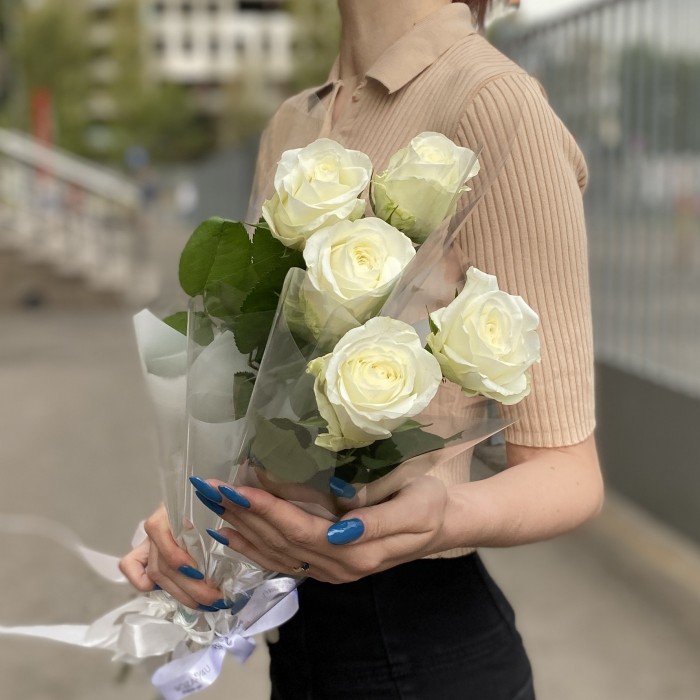 1 белая роза 60 см